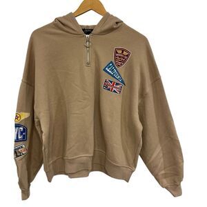 Vinyl Icons long sleeve hooded sweatshirt in size Medium 6 patches total